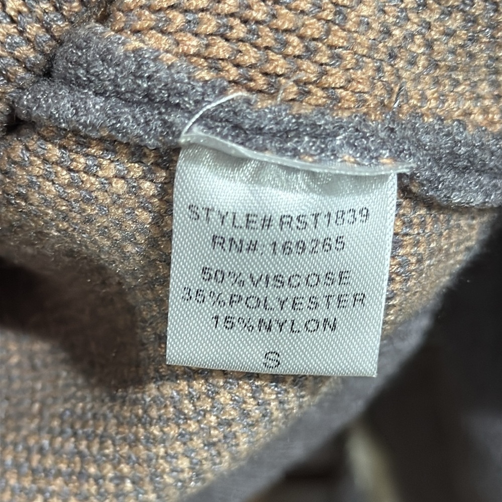 Cropped Sweater - Picture 9 of 11